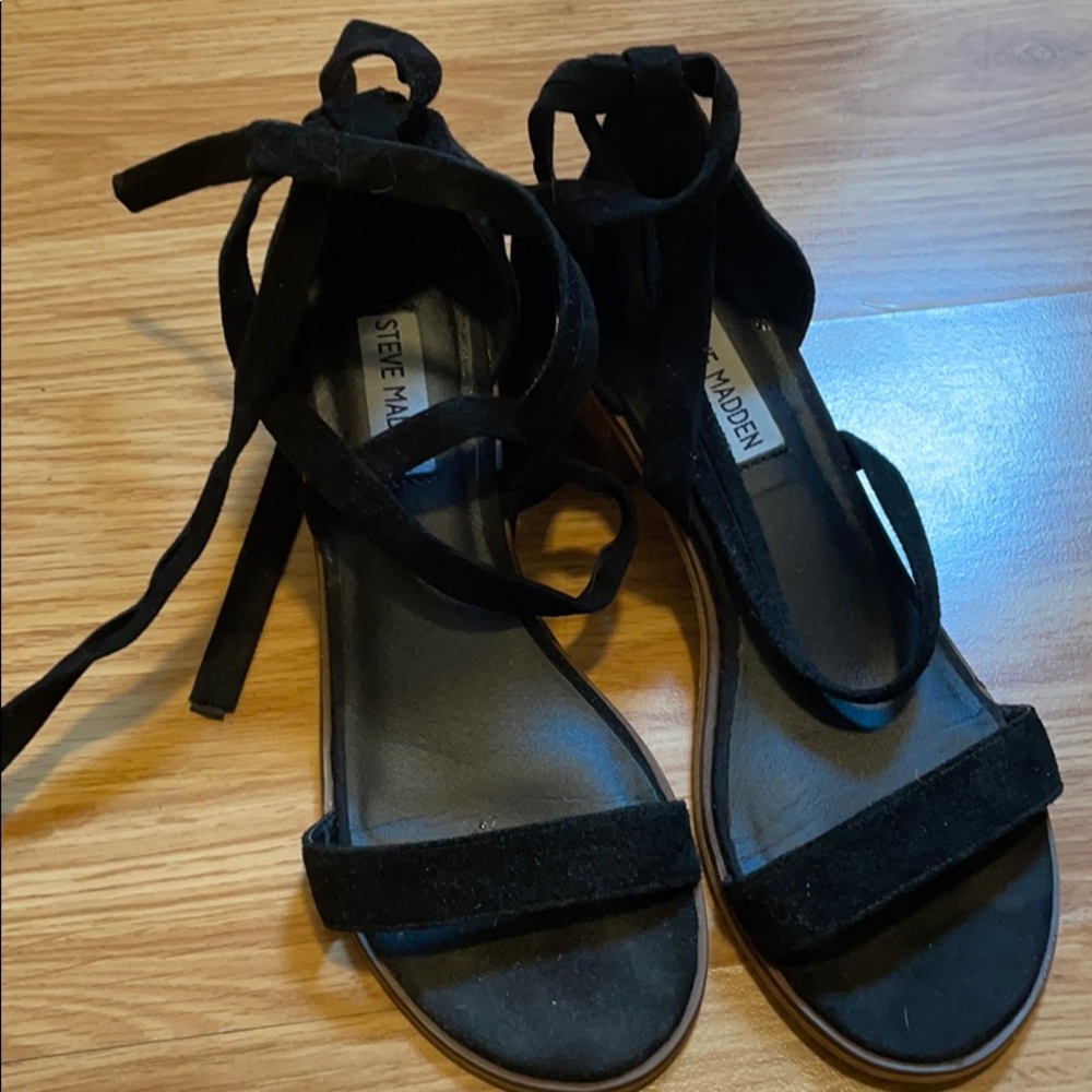Steve Madden black lace up sandal